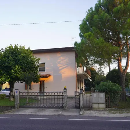 Oliva's House Con Giardino Feriehus Palazzolo dello Stella