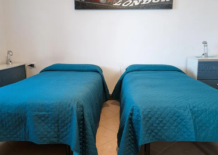 Oliva's House Con Giardino Nyaraló Palazzolo dello Stella